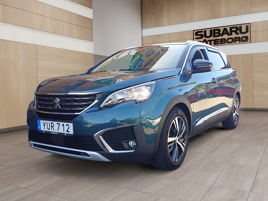 Peugeot 5008 1.2 Aut PureTech Allure (130hk) *Dragkrok, Vinterhjul*