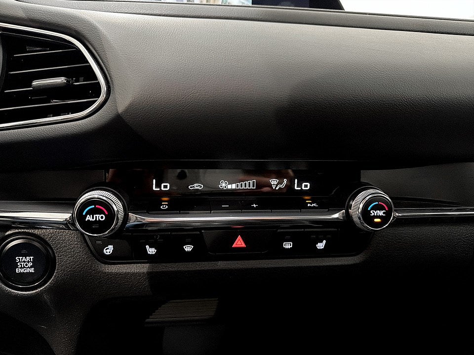 Bild på Mazda CX-30 Sky 2.0 SKYACTIV-X M 150hk Aut - B-KAMERA, CARPLAY