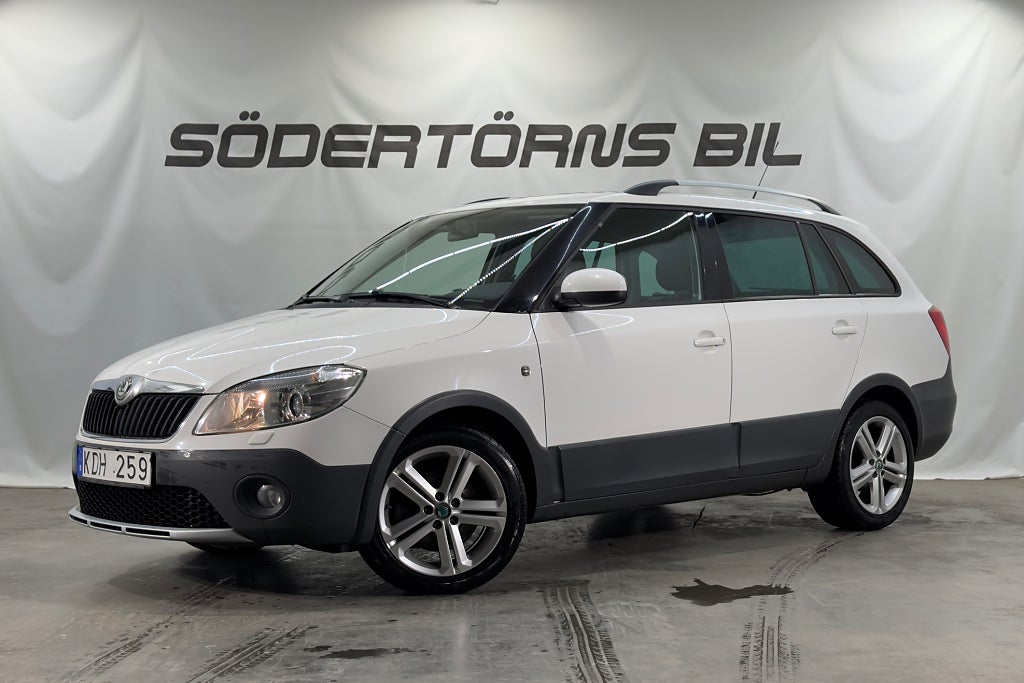 Skoda Fabia Scout 1.2 TSI BLUETOOTH LÅGMIL P-SENSORER AUTOMAT