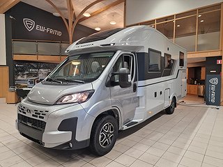 Husbil-halvintegrerad Adria MATRIX 670 SL 60Y