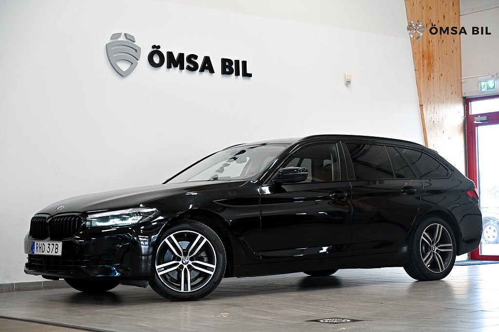 BMW 520 d xDrive DisplayKey CarPlay Cockpit rattvärme moms