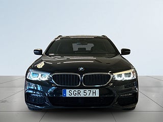 BMW 530i xDrive Touring M Sport Drag Kamera Rattvärme Mvärme S&V – bild 2