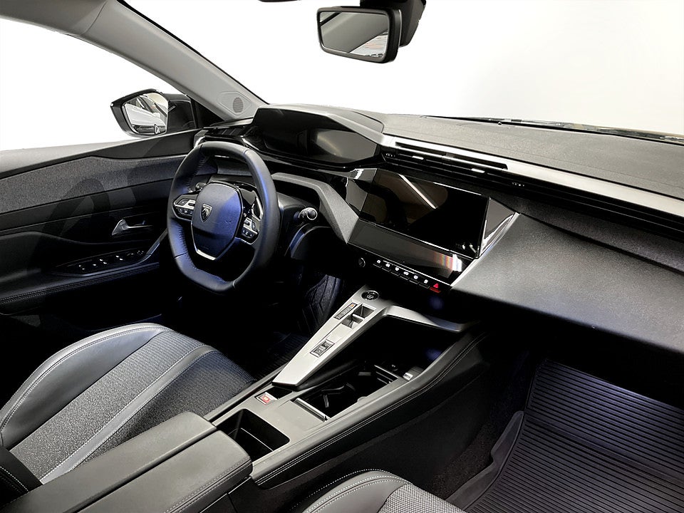 Bild på Peugeot 308 Allure PHEV 180hk Aut - B-KAMERA, CARPLAY