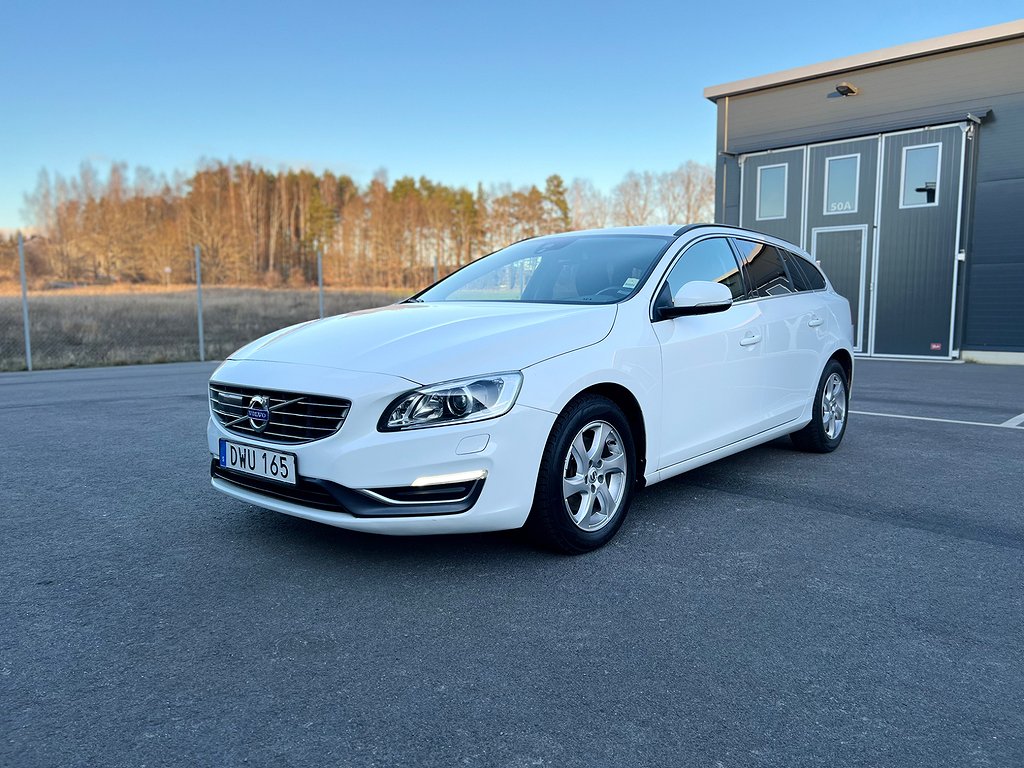 Volvo V60 D4 Geartronic Momentum Euro 6, Kamrem bytt