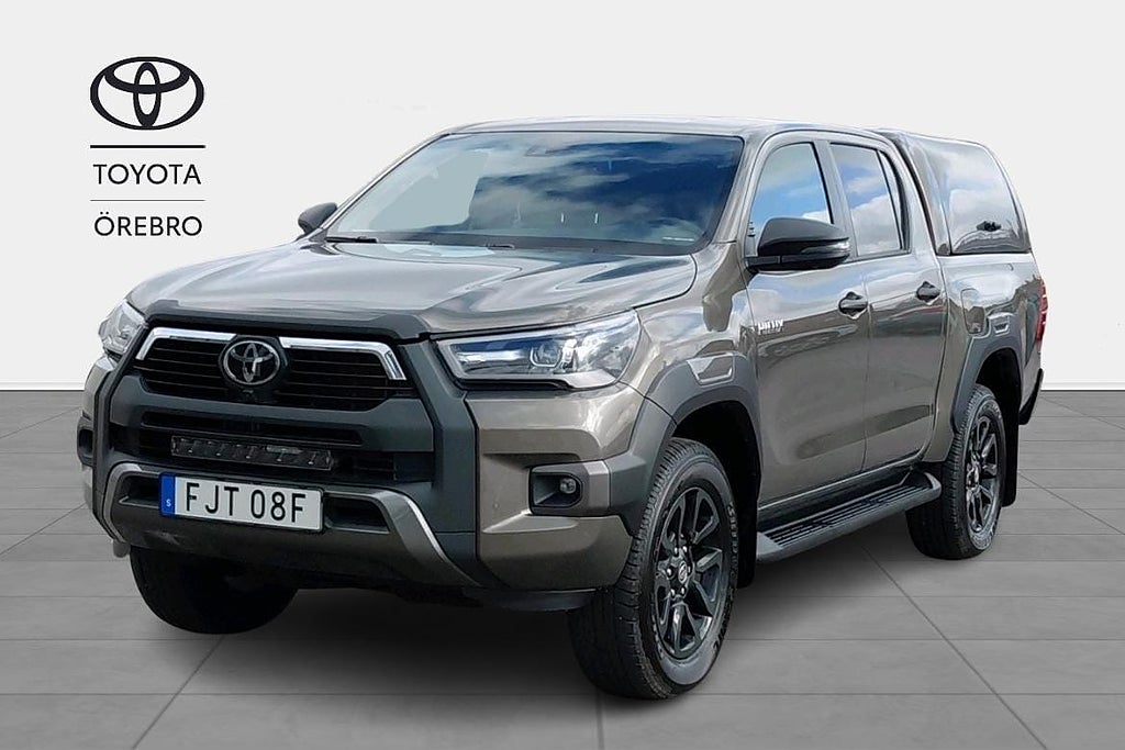Toyota Hilux Dubbelhytt 2,8D Invincible Aut Flakkåpa V-hjul