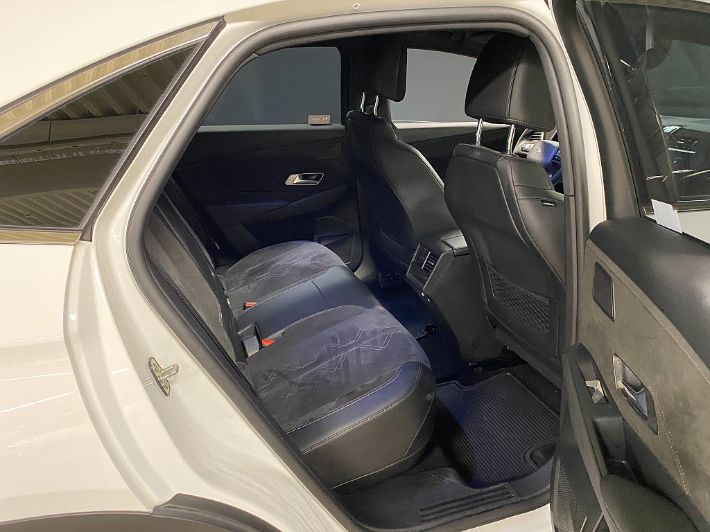 Bild på DS 7 Crossback E-Tense 4x4 300hk