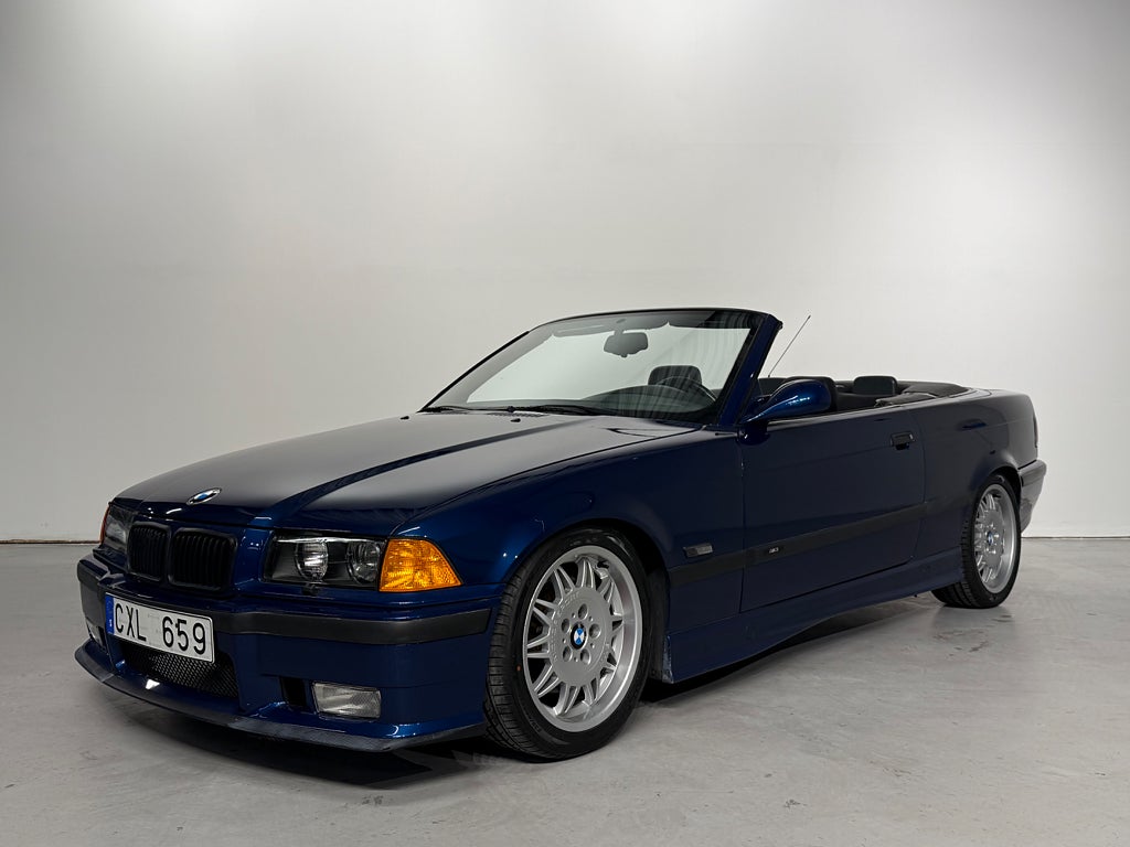 BMW M3 Convertible | 9732 mil | 