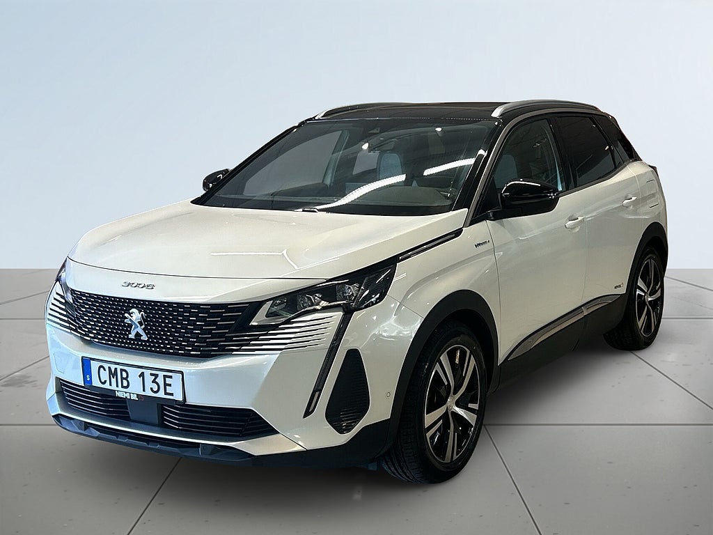 Peugeot 3008 HYBRID4 300 GT Drag Panorama B-kamera CarPlay S&V-däck