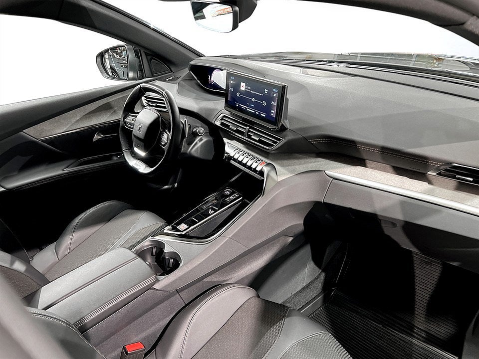 Bild på Peugeot 3008 GT 1.2 PT 130hk Aut - B-KAMERA, CARPLAY