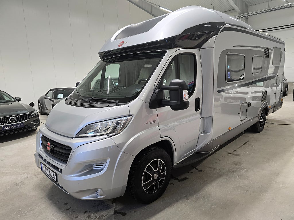 Bürstner Ixeo 728  *Långbädd *Automat *Alde *4000 mil