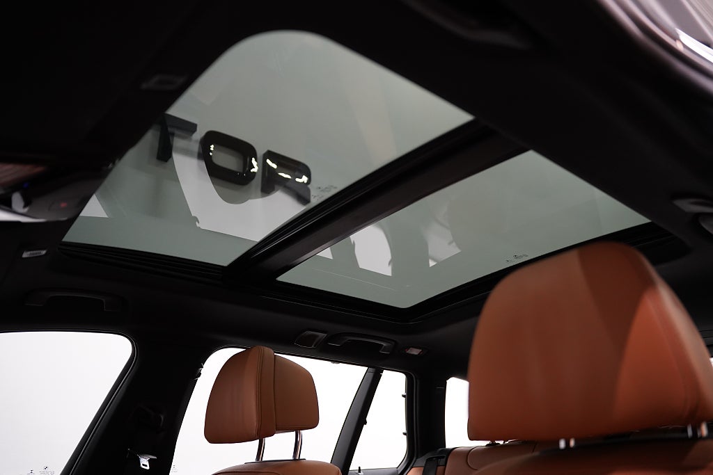 BMW 530D xDrive 265hk M Sport H/K Panorama HUD 360° Venti D-värm