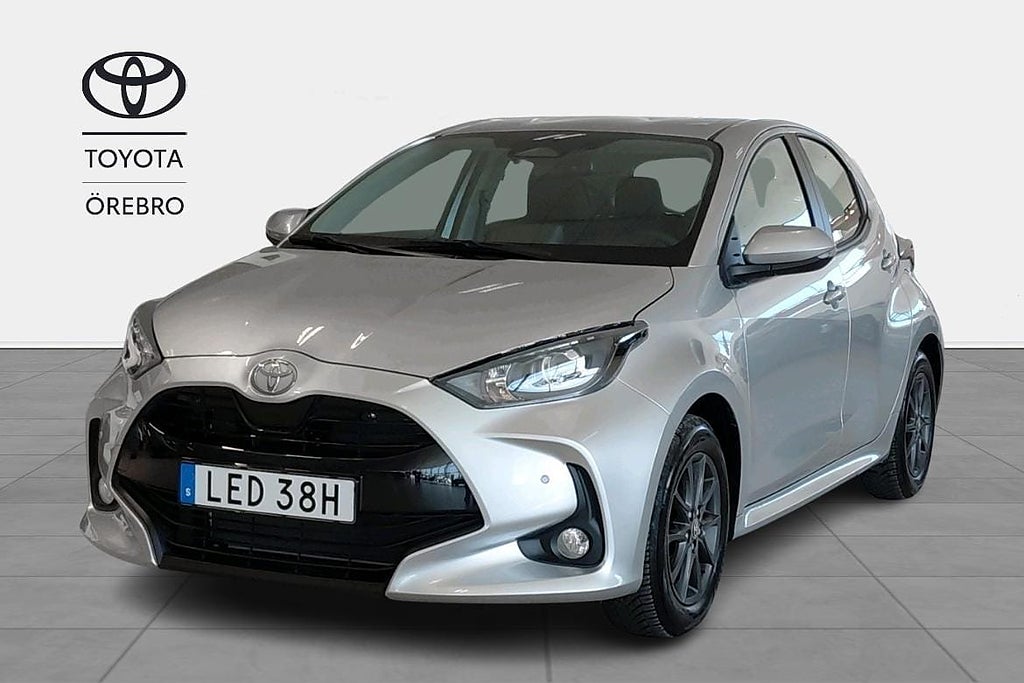 Toyota Yaris Hybrid 115 Active Komfort P-sensorer V-hjul