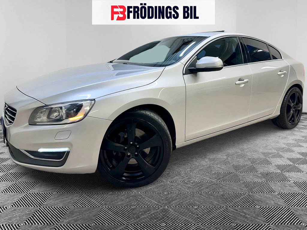 Volvo S60 D5 AWD Geartronic/Taklucka/Drag/Värmare/Gps/Voc