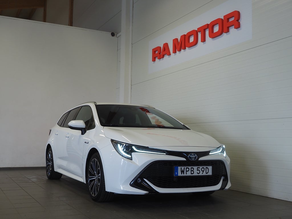 Toyota Corolla Touring Sports Hybrid e-CVT Style Drag M-Värmare Kamera 2019