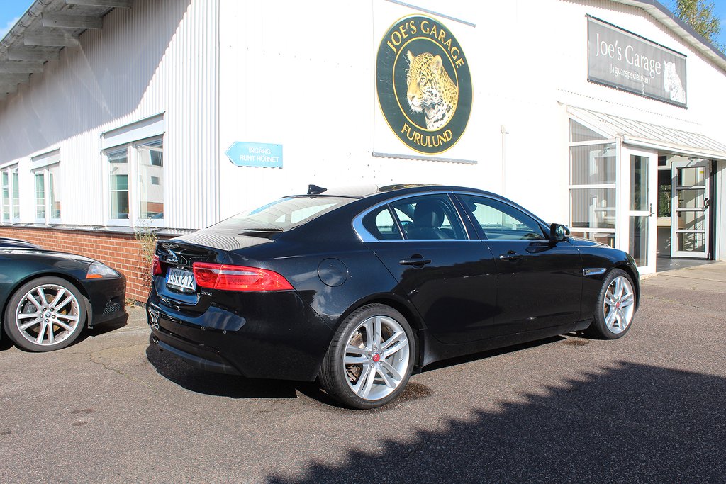 Jaguar XE 20d Euro 6, Prestige, lågmil, perf historik