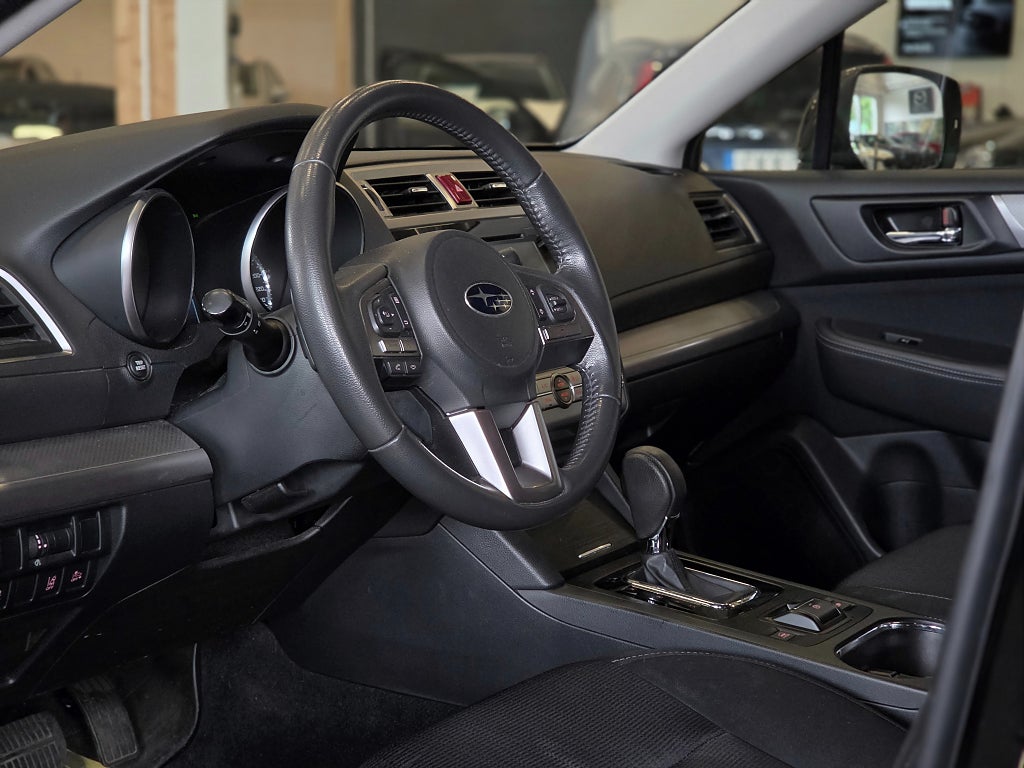 Subaru Outback 2.0 4WD Lineartronic / Backkamera /