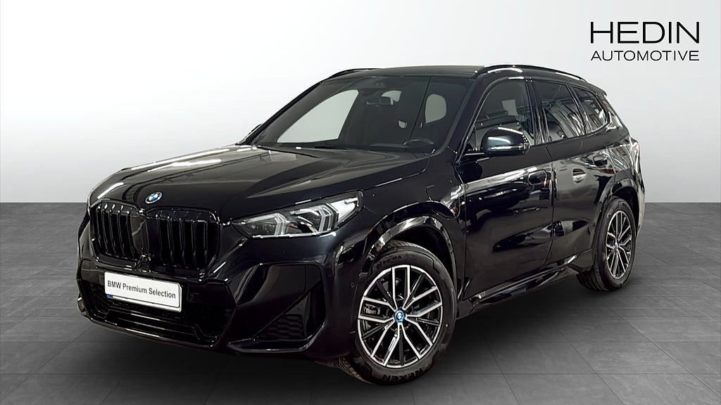 BMW X1 xDrive25e M-Sport / Head-up / Elstolar / Drag