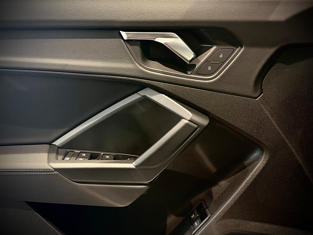 Audi Q3 Sportback 45 TFSI e S Tronic S Line 245 hk - bild 12