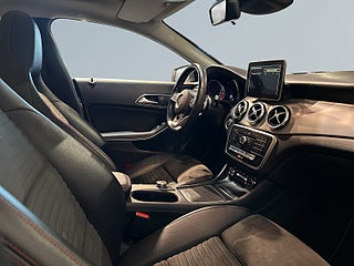 Mercedes-Benz CLA 200 d 7G-DCT AMG Line Drag MoK Pano Kamera SoV