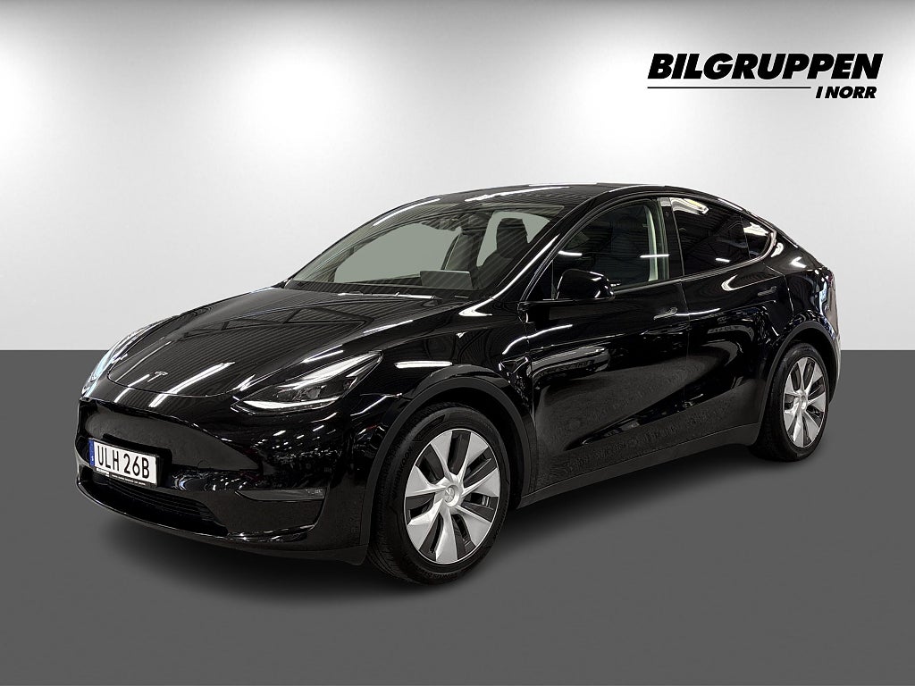 Tesla Model Y Long Range AWD  3,95% Ränta (Vinterhjul, Dragkrok)