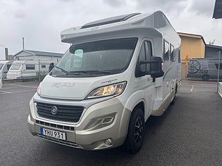 Husbil-halvintegrerad Ci Magis 86 XT Låga långbäddar & taksäng! 5 bältad! 3500kg! 18 av 20