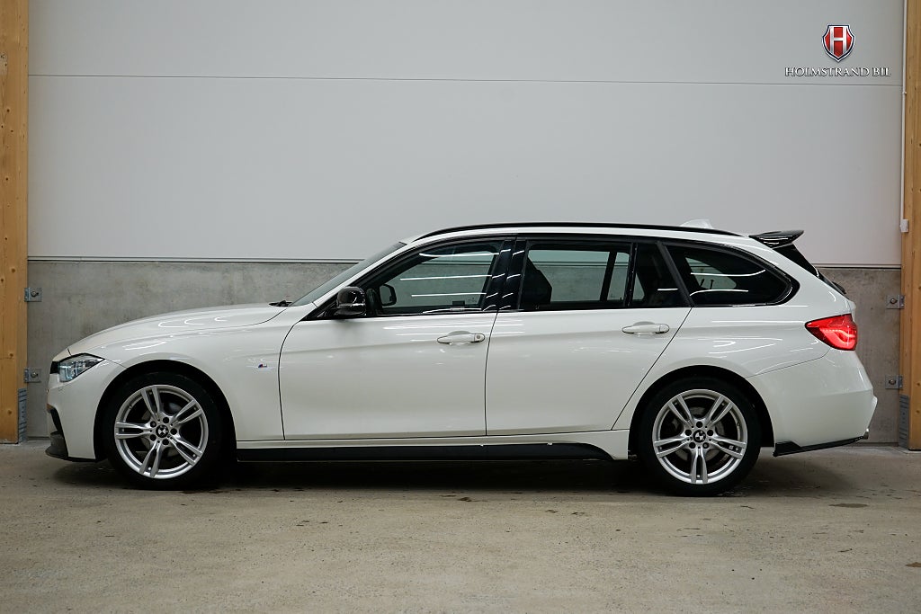BMW 320 i xDrive Touring M Sport Cockpit Läder Navi Shadow 