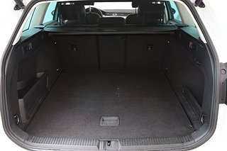 Kombi Volkswagen Passat 14 av 17