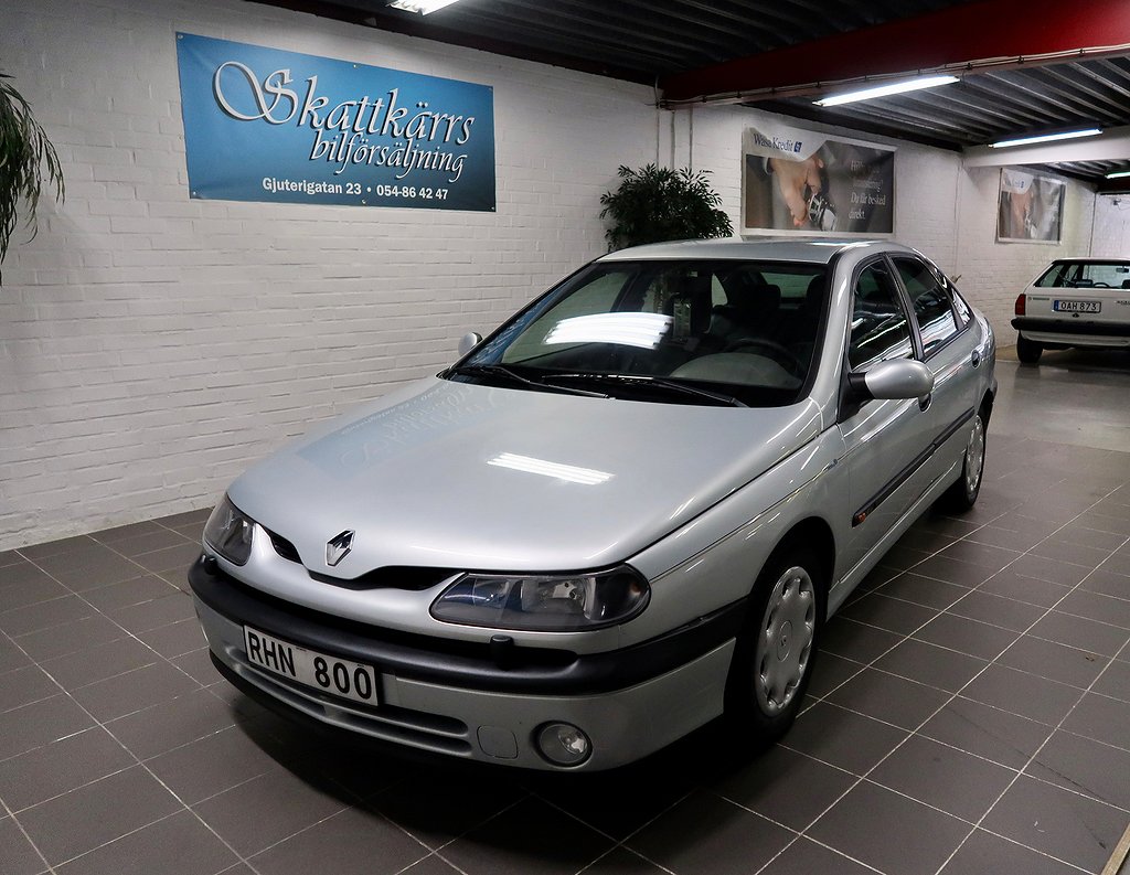 Renault Laguna 1.6 vm edition Endast 9400 mil