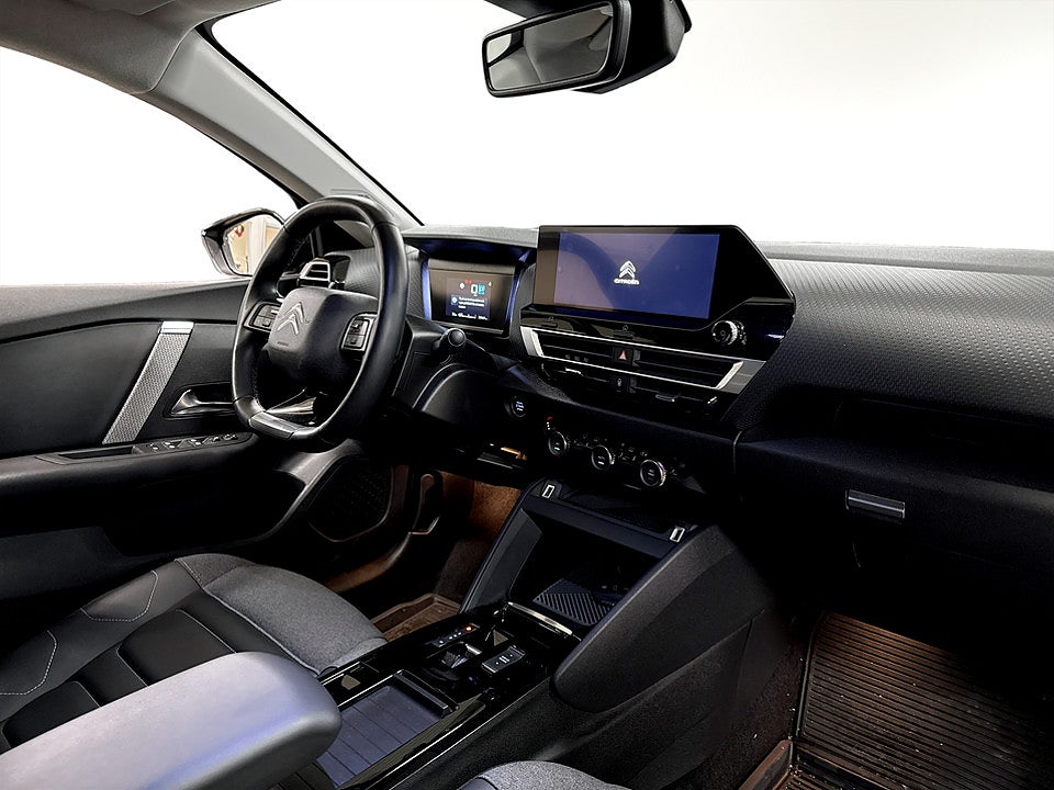 Bild på Citroën C4-X Shine 1.2 PT 130hk Aut B-KAMERA NAVI