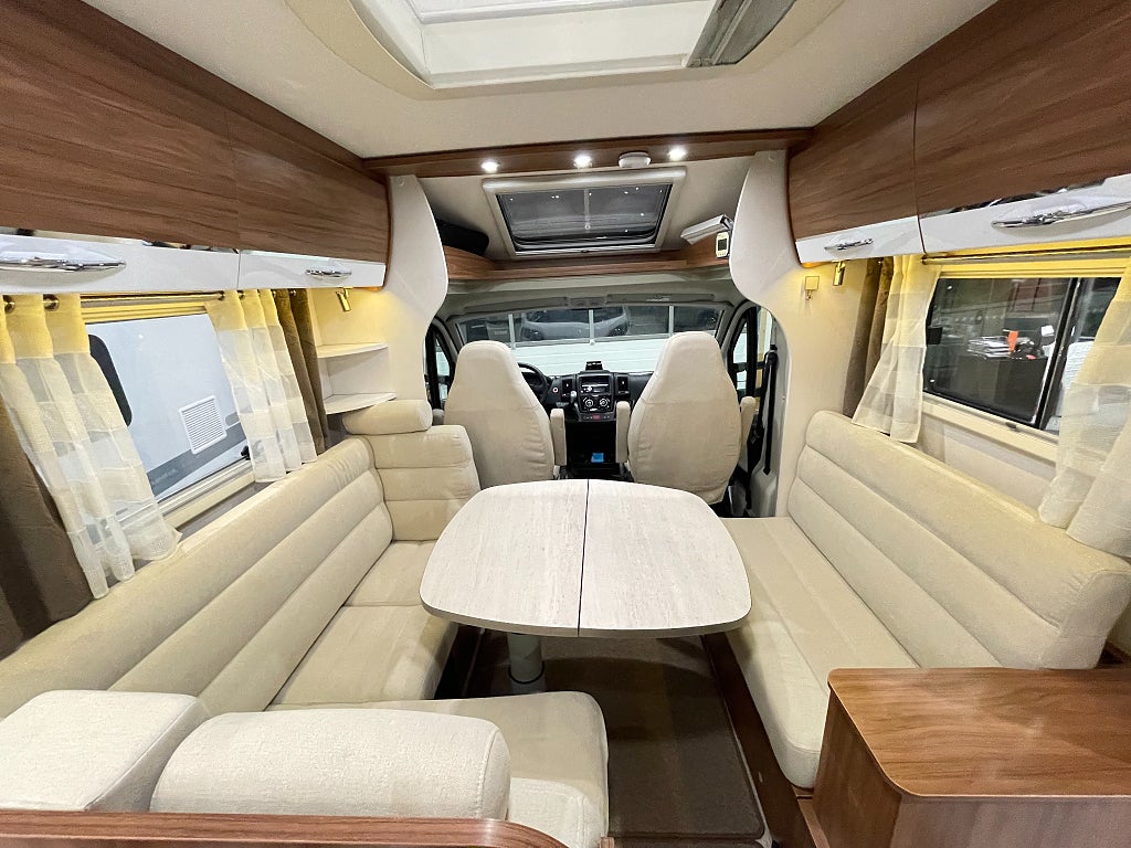 Pilote P 710 P / Automat 150hk / ALDE / Solcell  - Pilote