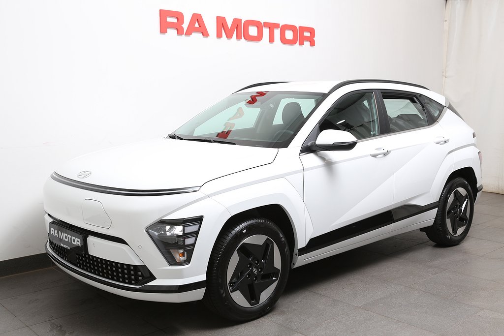 Hyundai Kona Electric 48kWh Essential - Business lease 2025