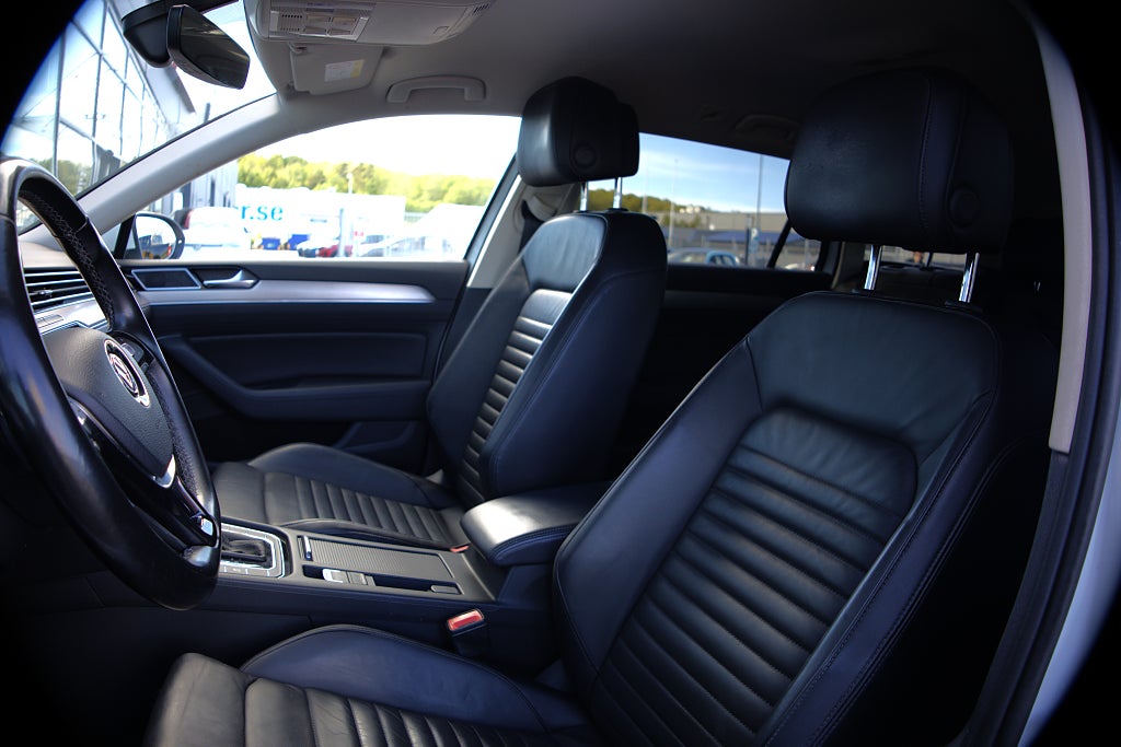 Volkswagen Passat Sportscombi 2.0 TDI DPF 4Motion GT | R-LINE | KAMERA
