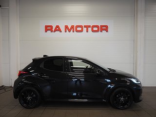 Halvkombi Toyota Yaris 4 av 21