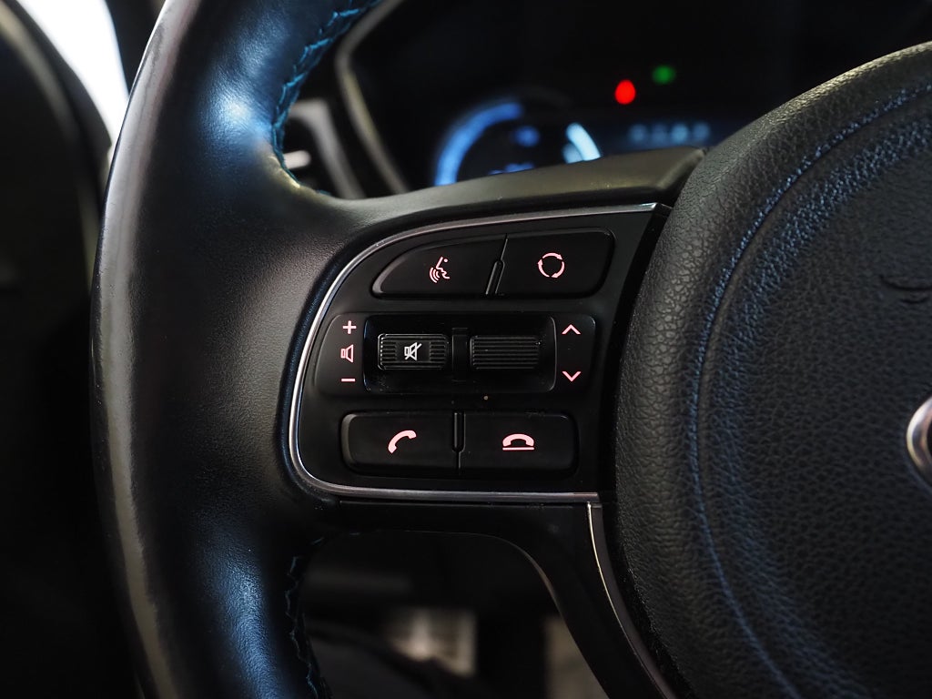 Kia Niro e- 64 kWh Advance Plus Tech Taklucka JBL Navi Läder 2020