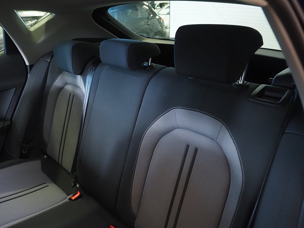 Seat Leon 1,0 TSI 110hk 5d Style Pluspaket Komfortpaket Cockpit