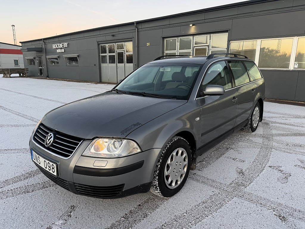 Volkswagen Passat Variant 1.8 T Trendline | NYBES| DRAG | NYSERVAD |