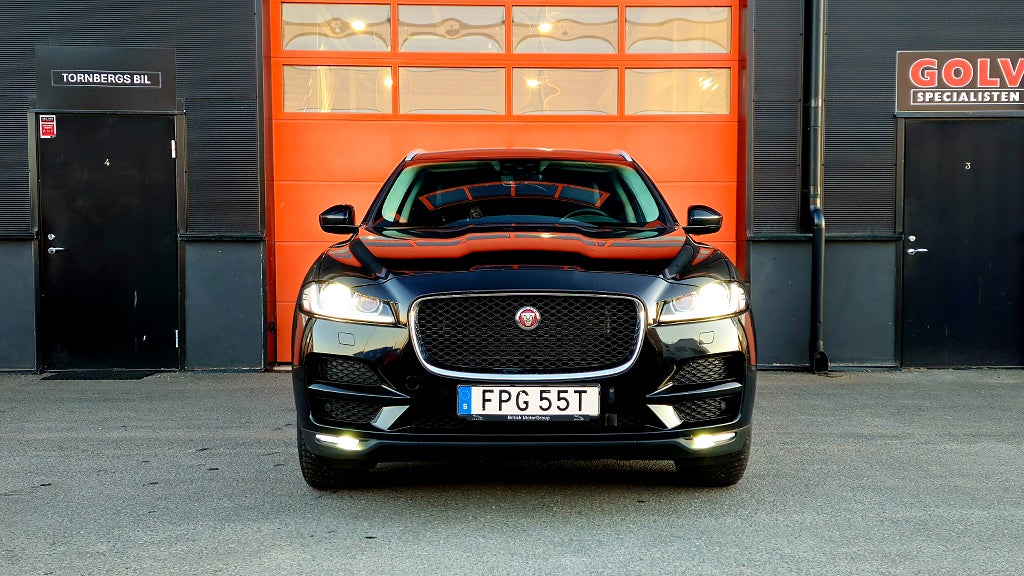 Jaguar F-Pace 20d AWD Prestige | 1 ägare
