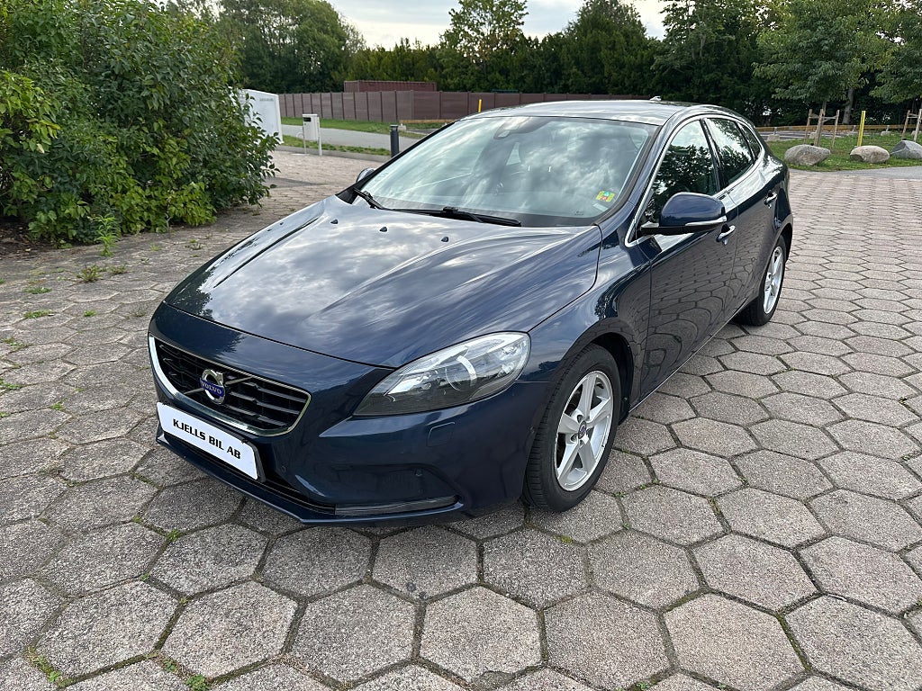 Volvo V40 D2 Kamrem bytt, Dragkrok Panoramatak