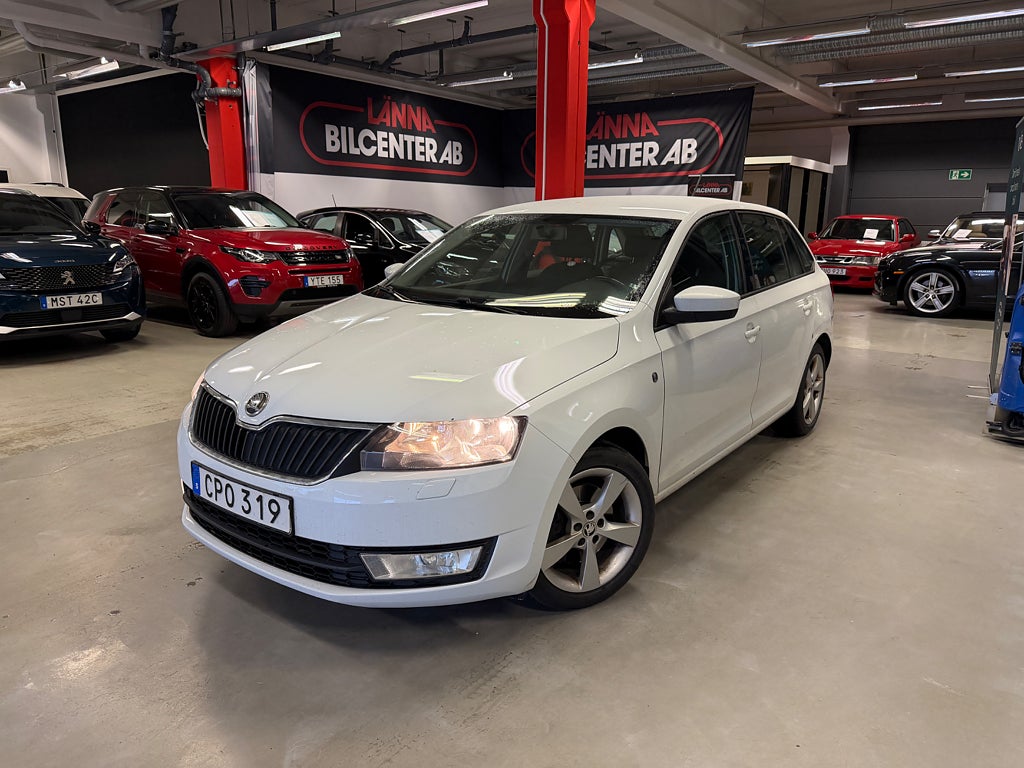 Skoda Rapid Spaceback 1.2 TSI 1 ägare PDC Navi Ny servad M-värmare