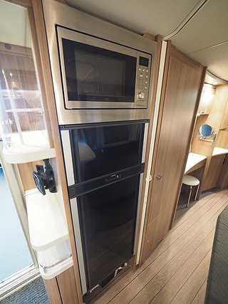 Husvagn, 2-axl Knaus Südwind Scandinavian 750 UFK 14 av 23