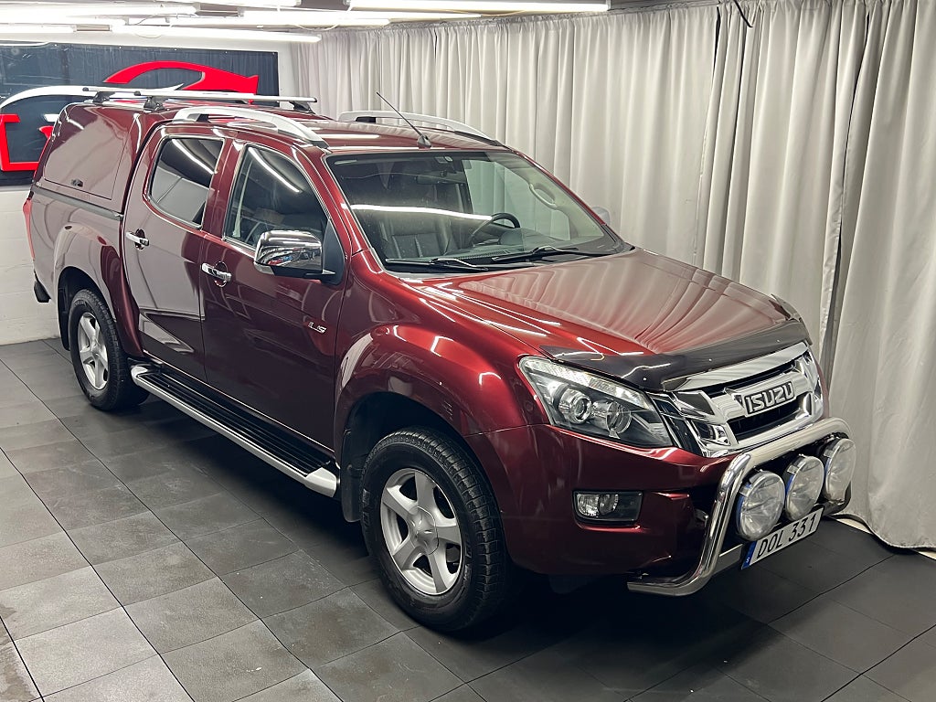 Isuzu D-Max Crew Cab 2.5 t 4WD 2 Ägare Nyservad Kåpa & Flakutdrag