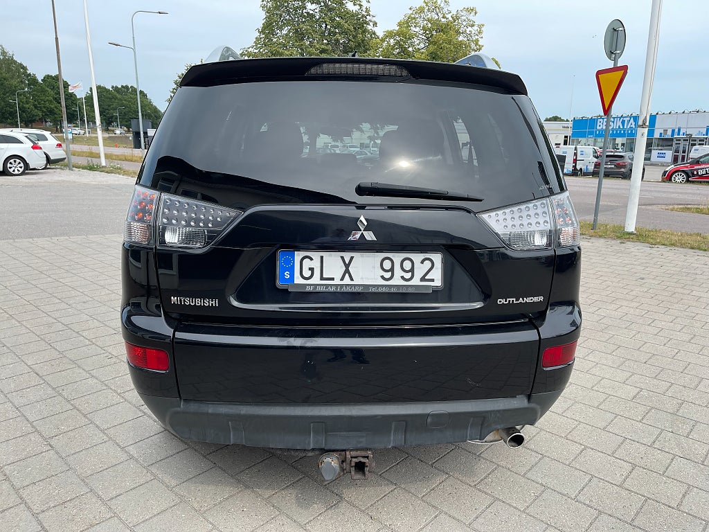 Mitsubishi Outlander 2.4 MIVEC AWC INVECS-III CVT