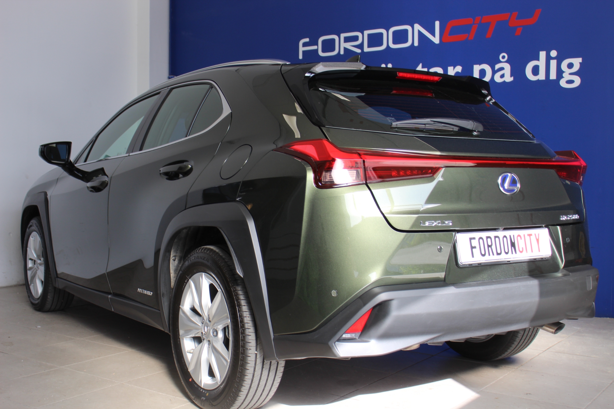 Lexus UX 250h E-Four CVT Euro 6 184hk 2021, photo 5/56