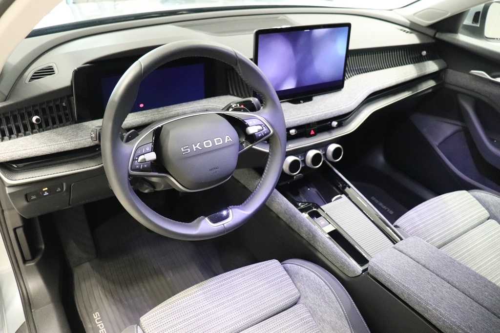 Skoda Superb 2025, kuva 7/40