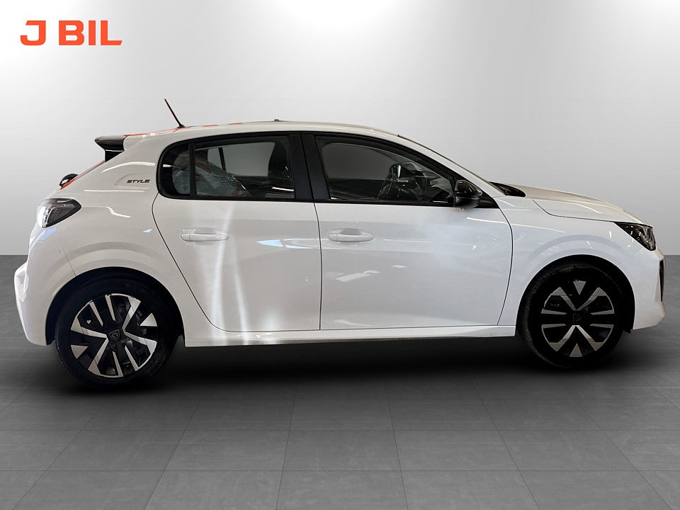 Bild på Peugeot 208 Style Hybrid 100hk Aut CARPLAY P-SENSORER