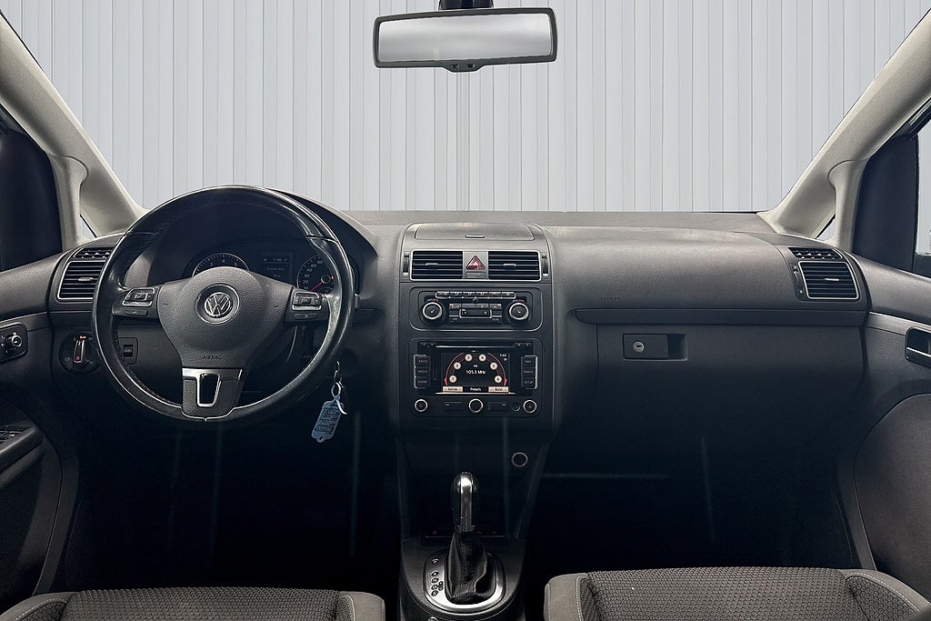 Volkswagen Touran 2011