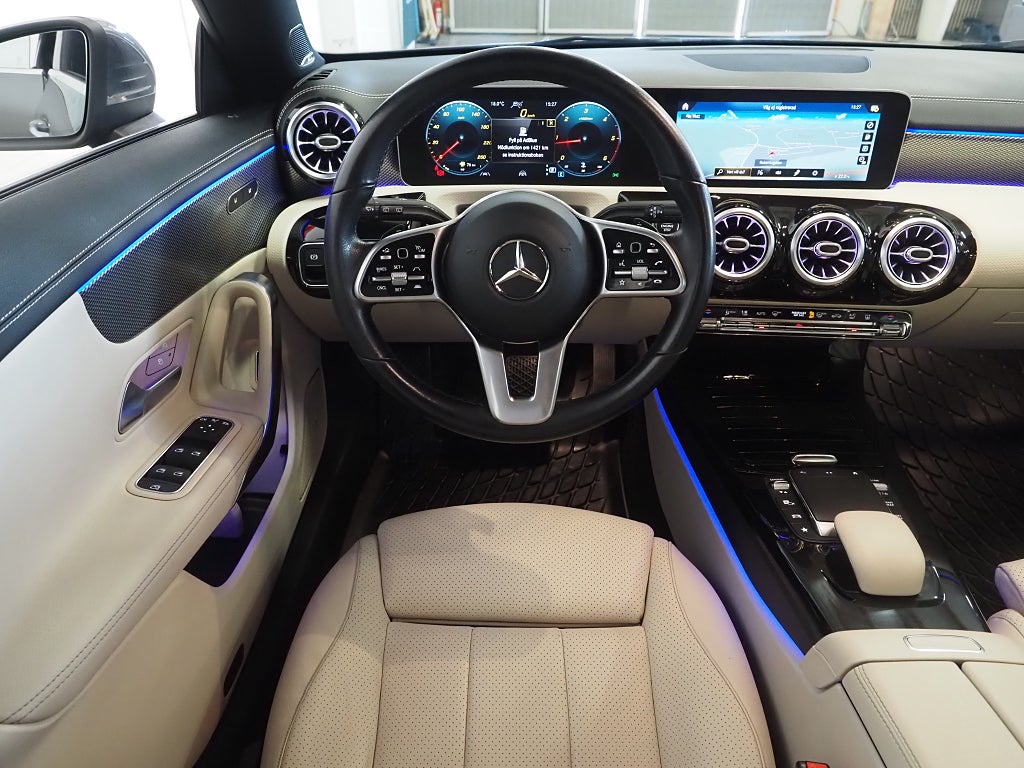 Mercedes-Benz CLA 200 d Shooting Brake Burmester Drag Läder 2020