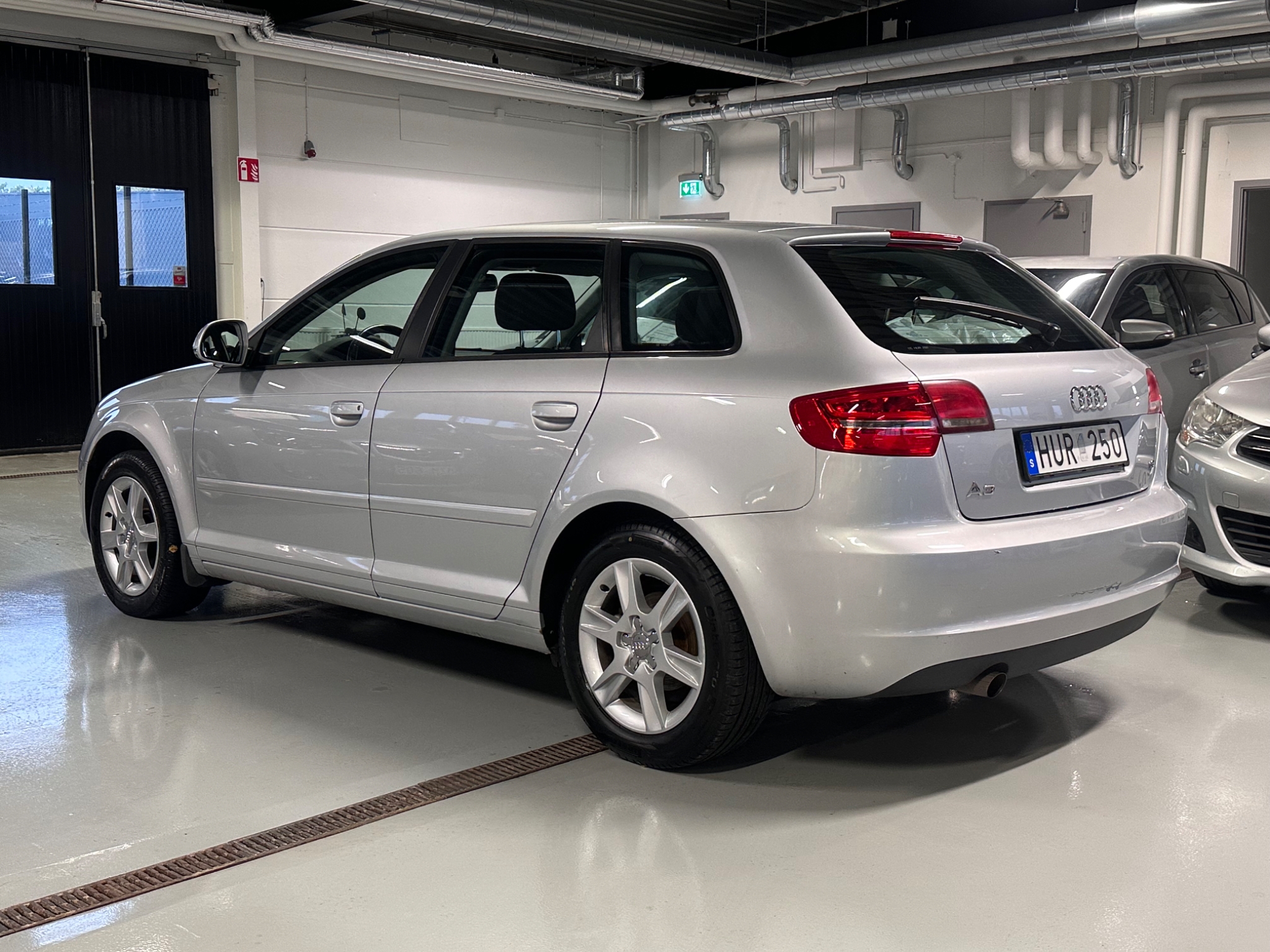 Audi A3 Sportback 1.6 E-Power 8v Base 2009, bild 4/10