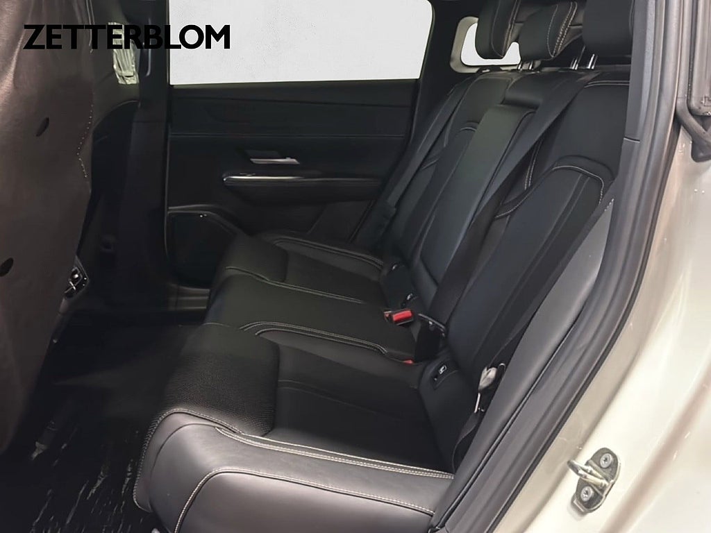 Halvkombi Mazda 6 9 av 13