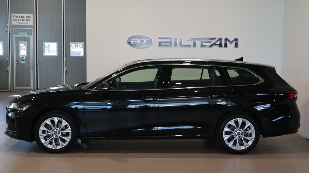 Skoda Superb 2025, bild 2/10